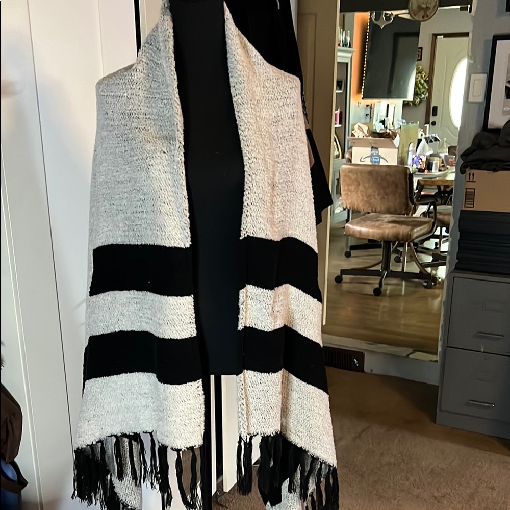 Cozy one size Alpine wrap